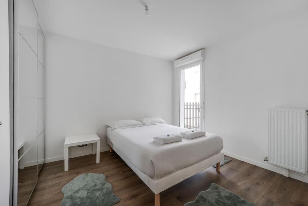 Elegance En Banlieue Parisienne Daire Noisy-le-Sec Dış mekan fotoğraf